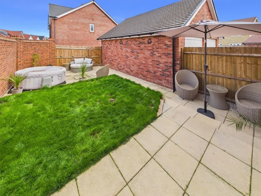 Apley Road, Twigworth, photo 13