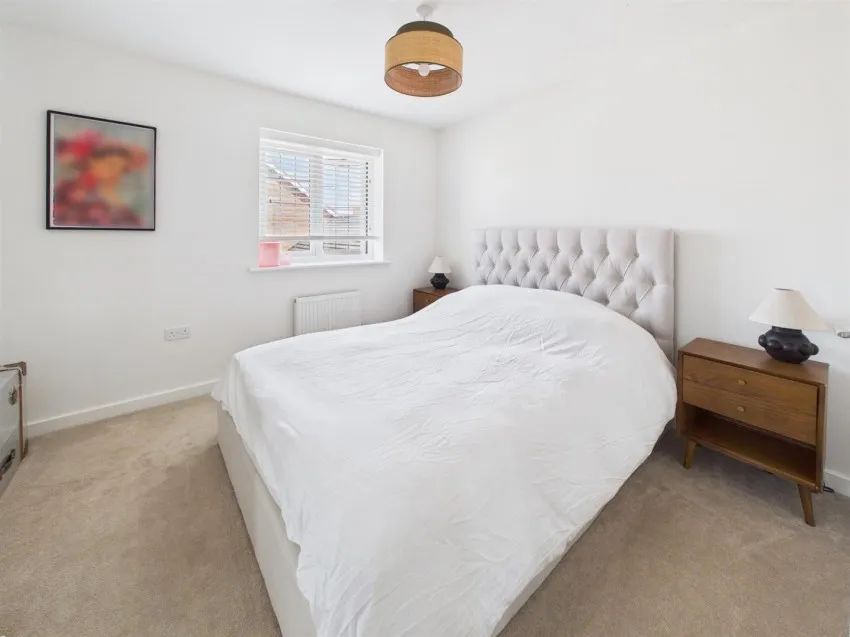 Apley Road, Twigworth, photo 8