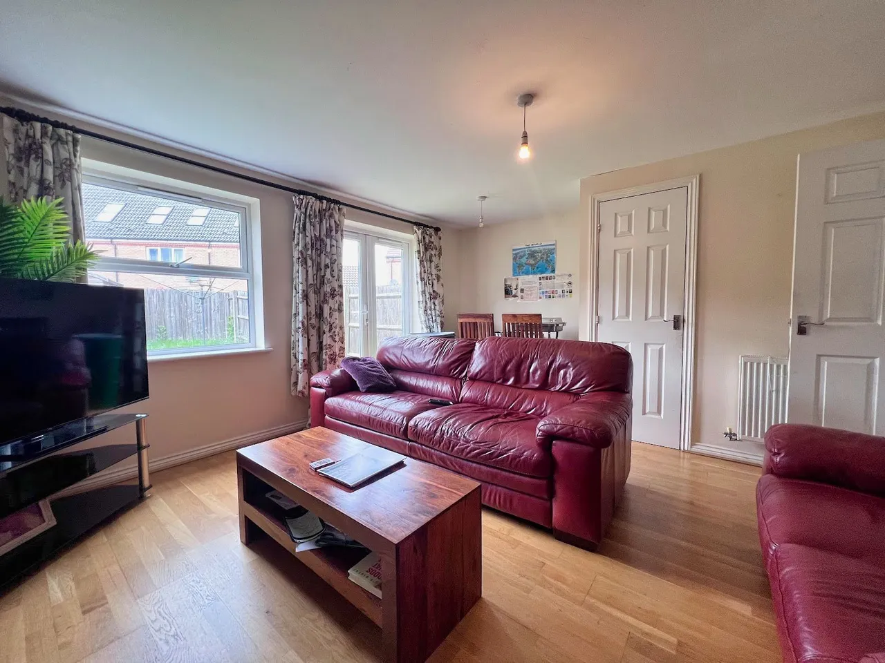 Jay Road, Corby, NN18, photo 3