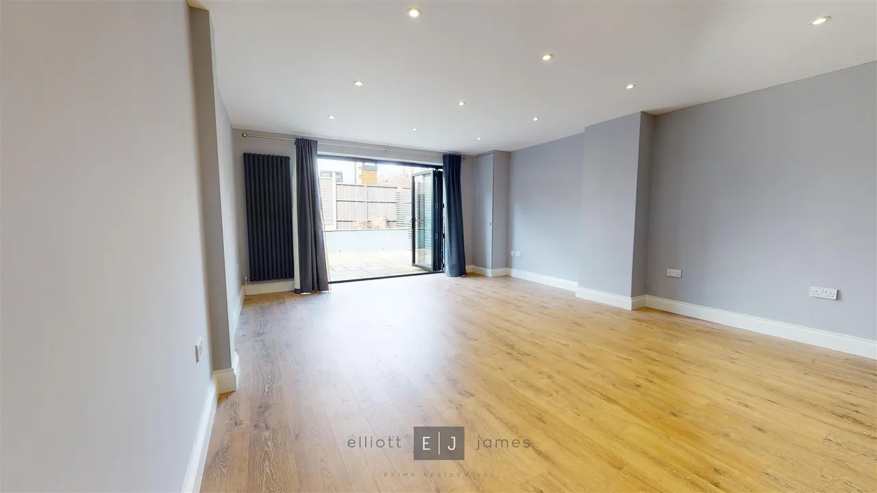 Church Hill, Loughton, IG10, photo 5