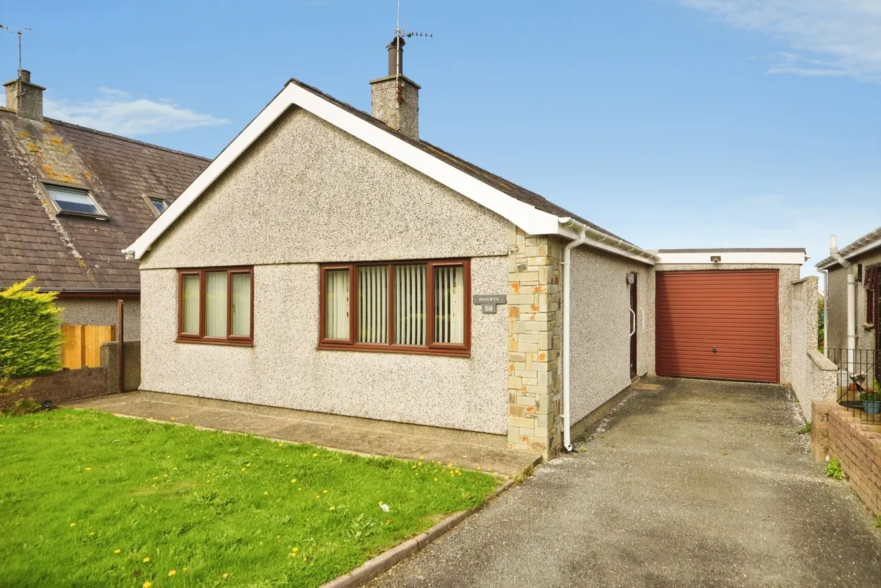 Bro Gwylwyr, Nefyn, LL53, photo 18