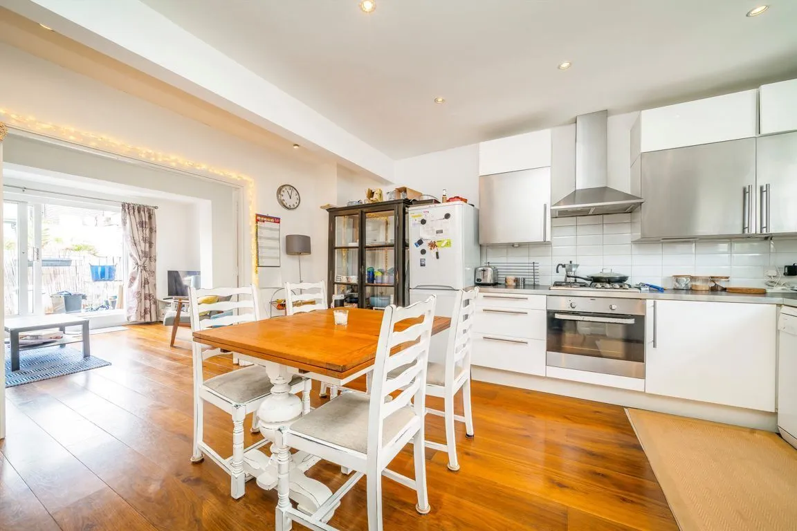 Berrymede Road, W4, photo 3