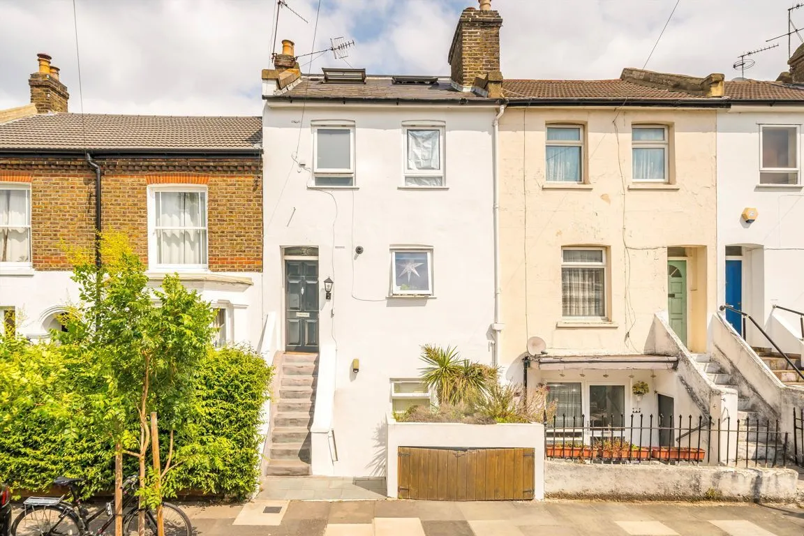 3 bed property for sale, Berrymede Road, W4