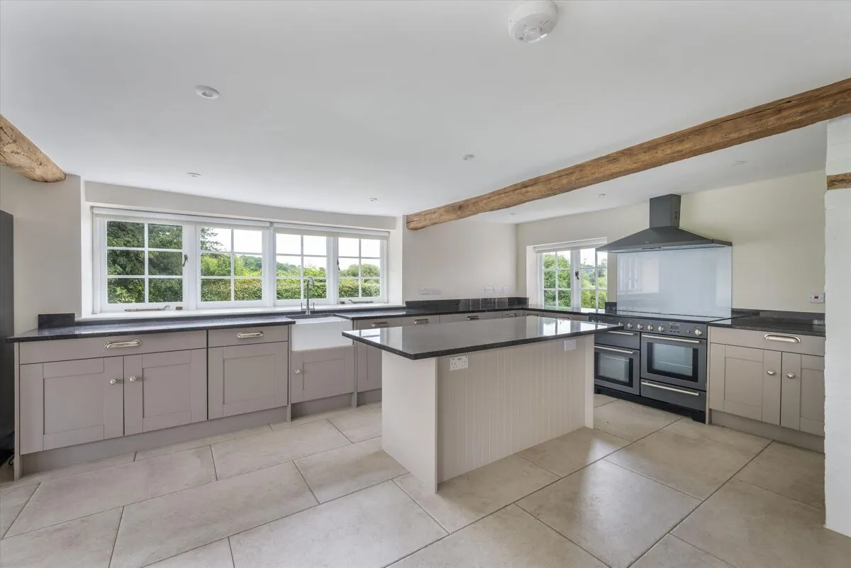 Wisborough Green, Billingshurst, RH14, photo 2