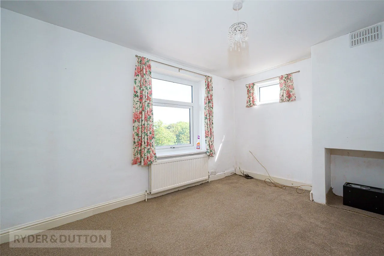 Stoney Lane, Taylor Hill, HD4, photo 8