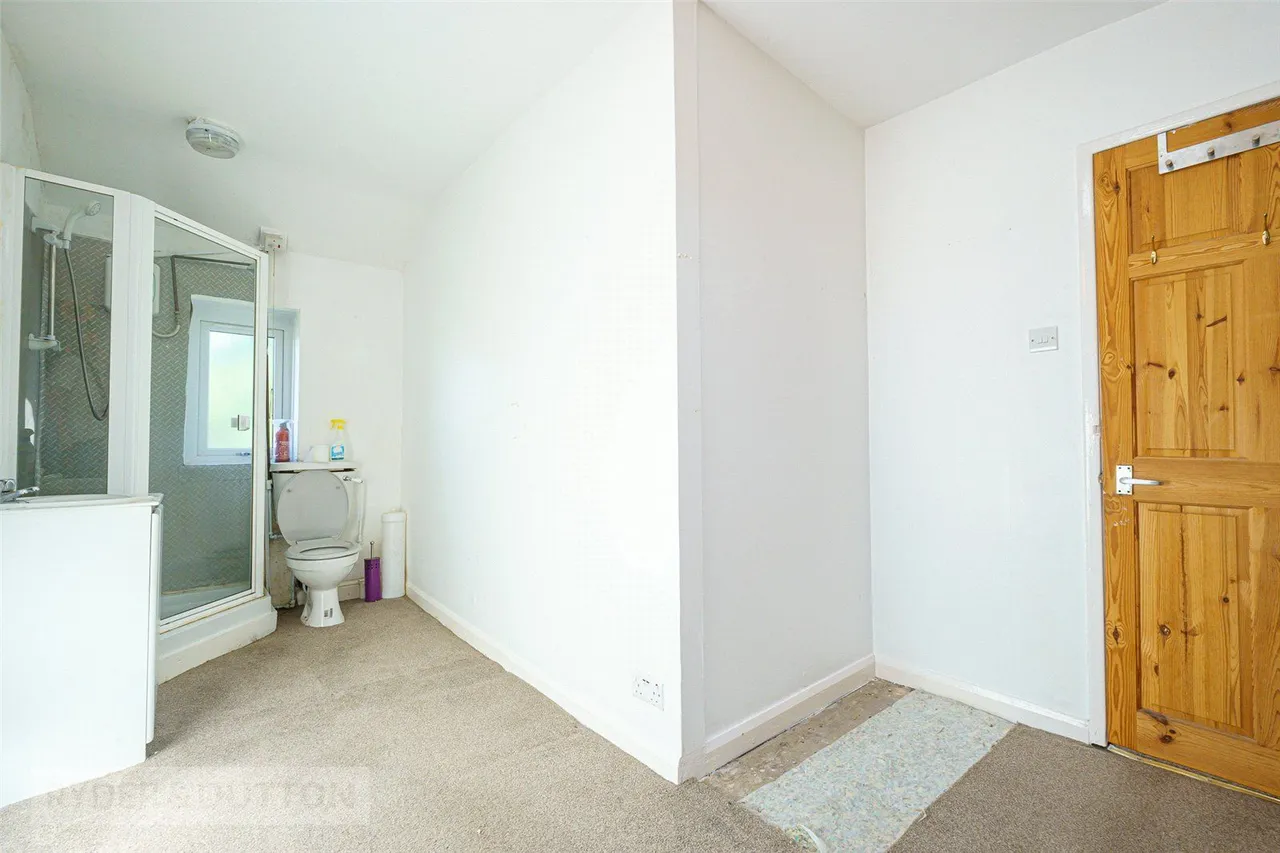 Stoney Lane, Taylor Hill, HD4, photo 11