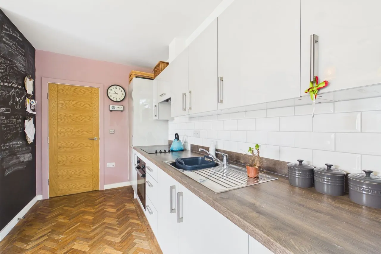 George Cayley Drive, York, YO30, photo 6