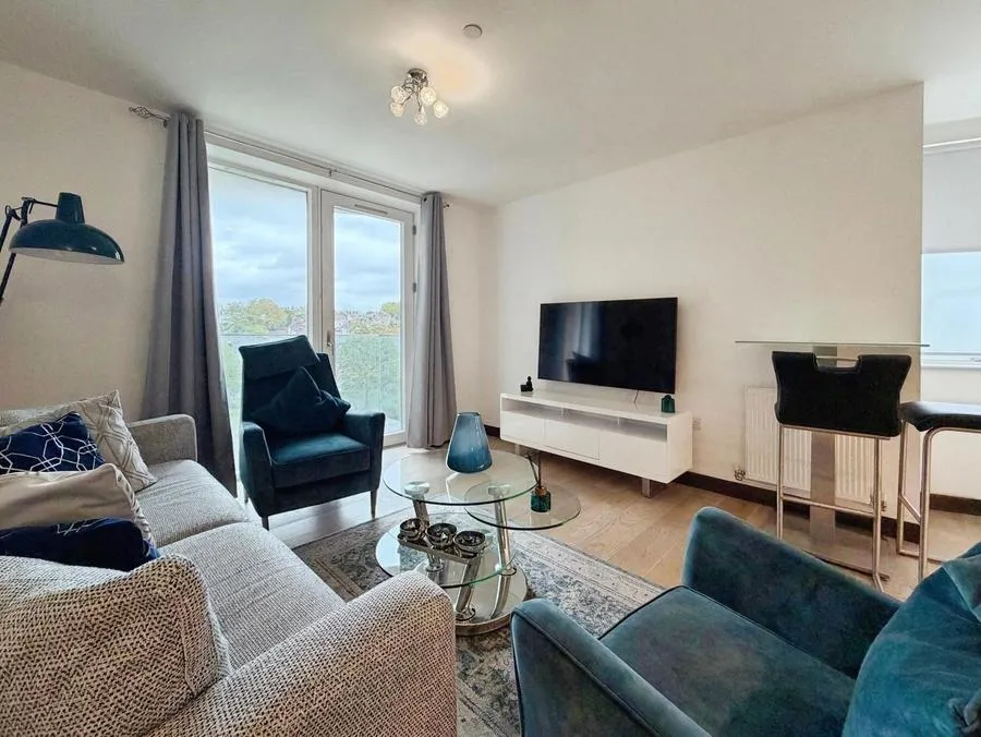 2 bed flat to rent, Berkeley Avenue, Reading, RG1