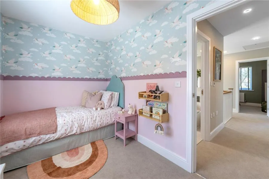 London Road, Wokingham, RG40, photo 13