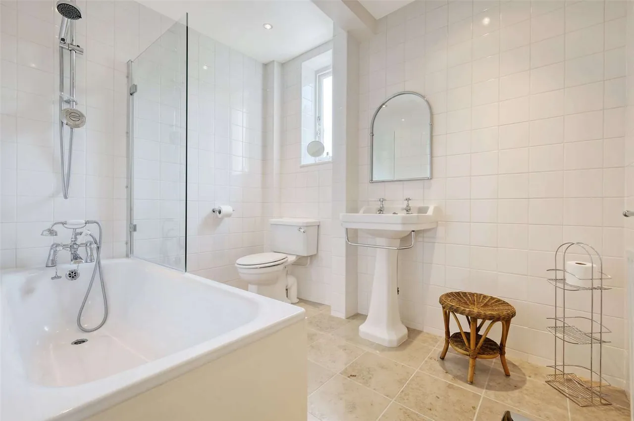 Ongar Road, Fyfield, CM5, photo 13