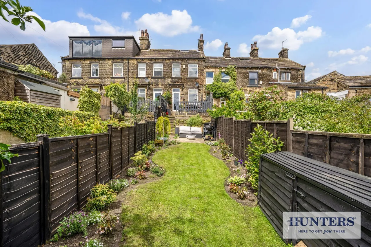 Town Street, Rawdon, LS19, photo 21