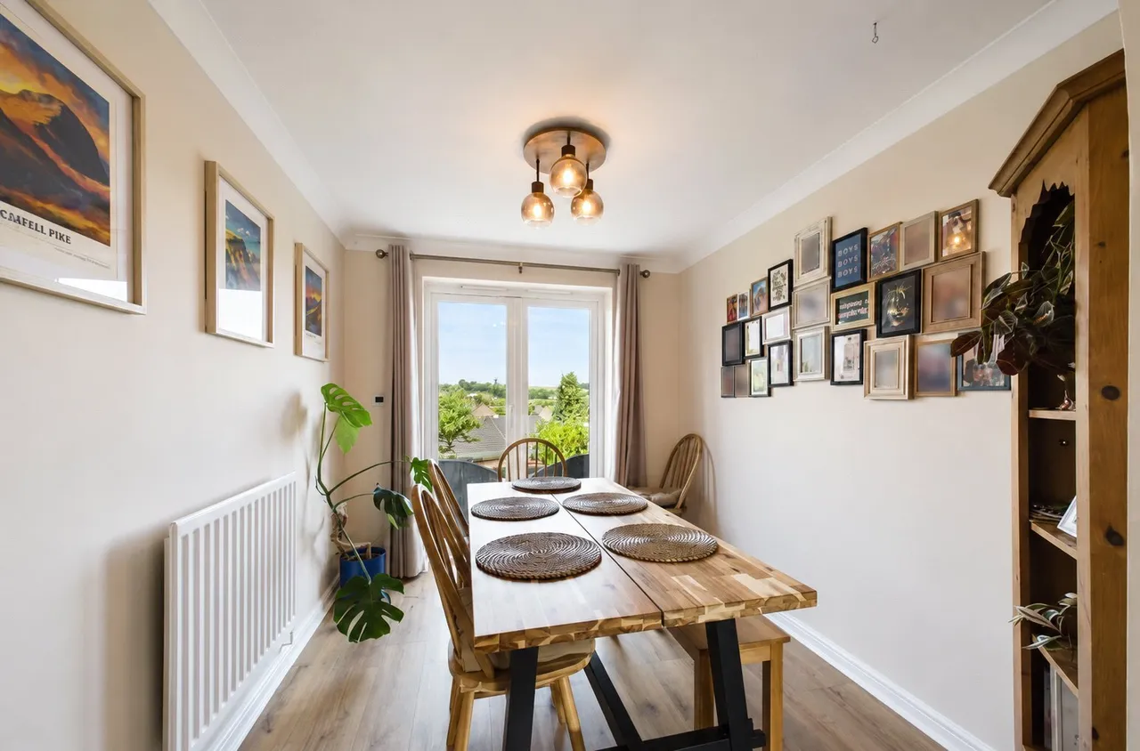 Homestead Way, Chapel-en-le-Frith, High Peak, Derbyshire, SK23, photo 6