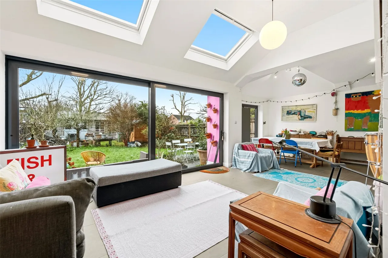 Craneford Way, Twickenham, TW2 7SB, photo 6