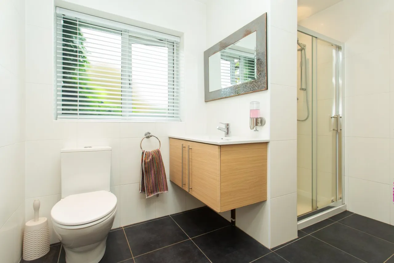 Cherry Garden Lane, Folkestone, CT19, photo 21