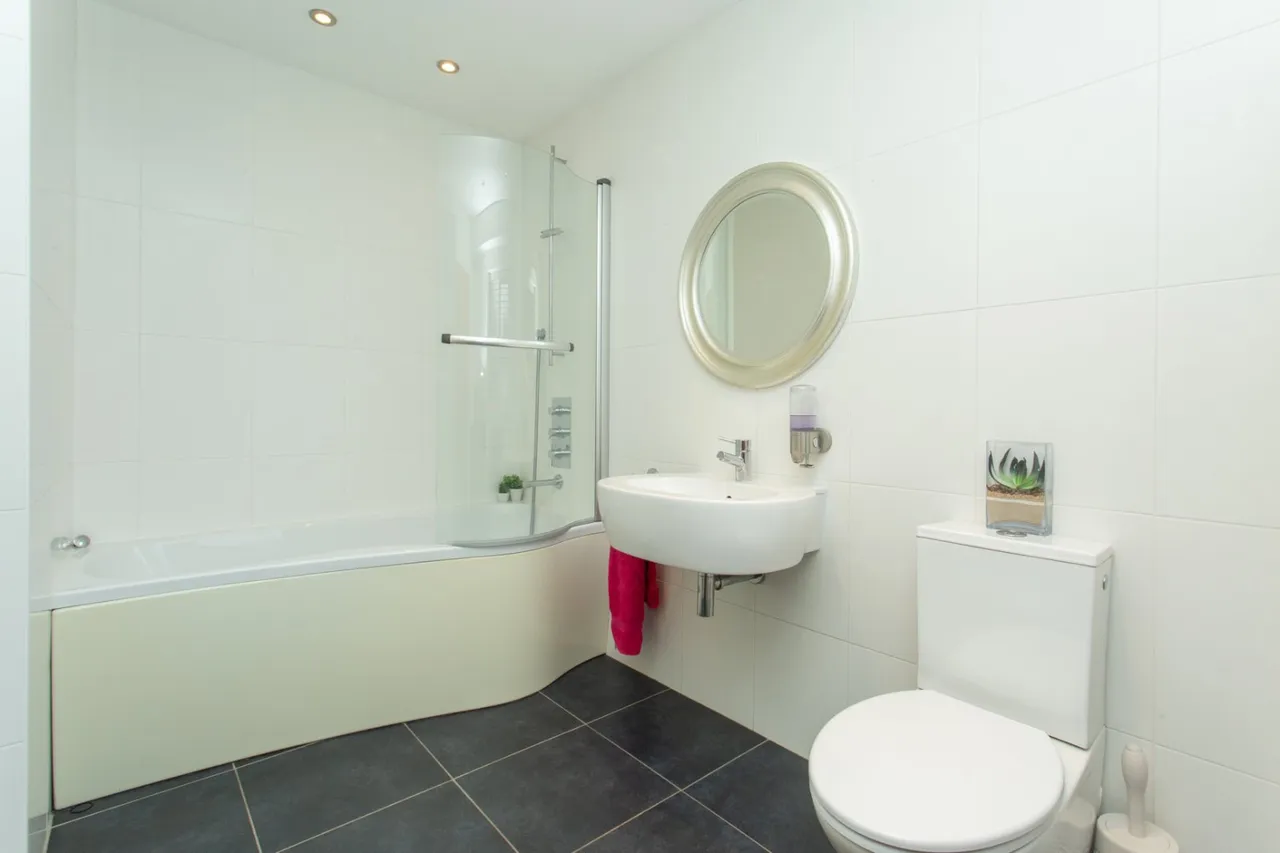 Cherry Garden Lane, Folkestone, CT19, photo 23