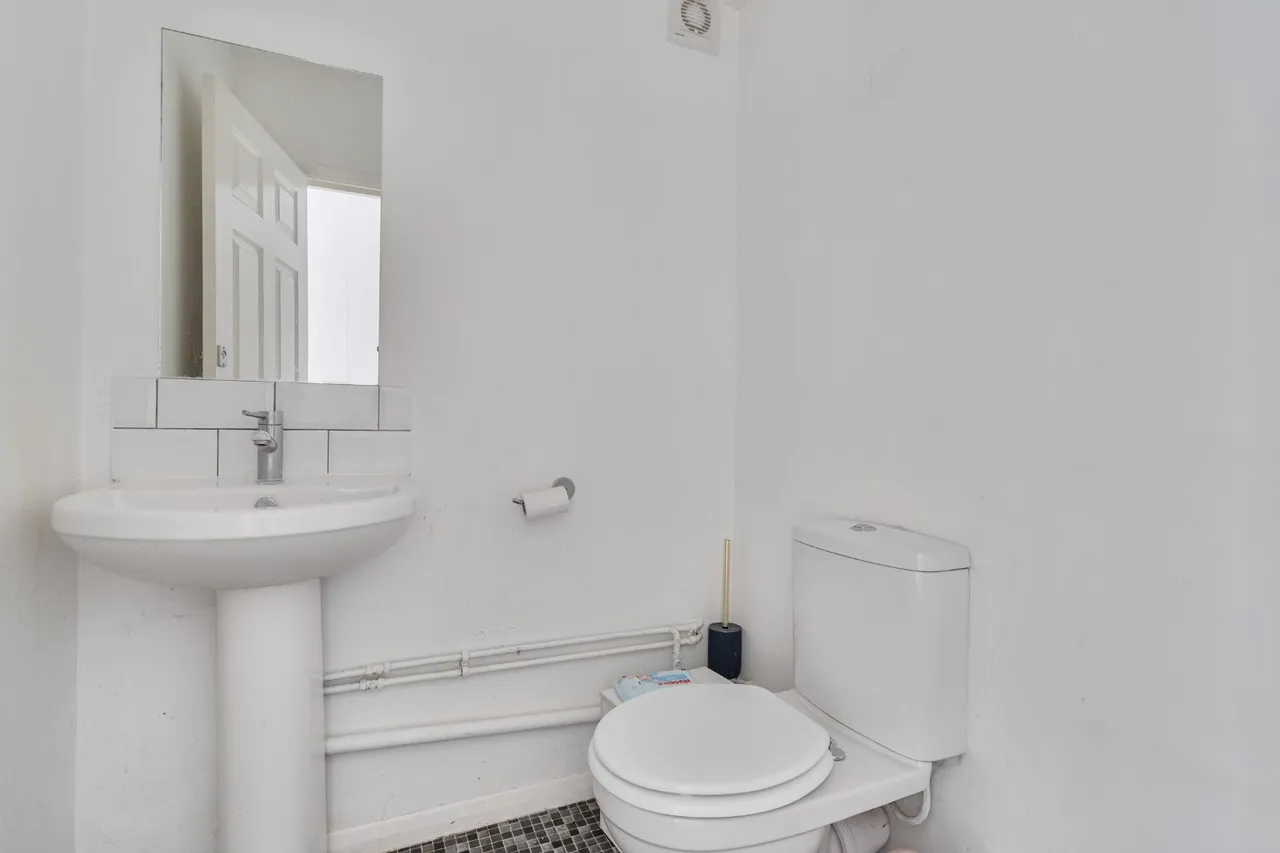 Warwick Road, Margate, CT9, photo 15