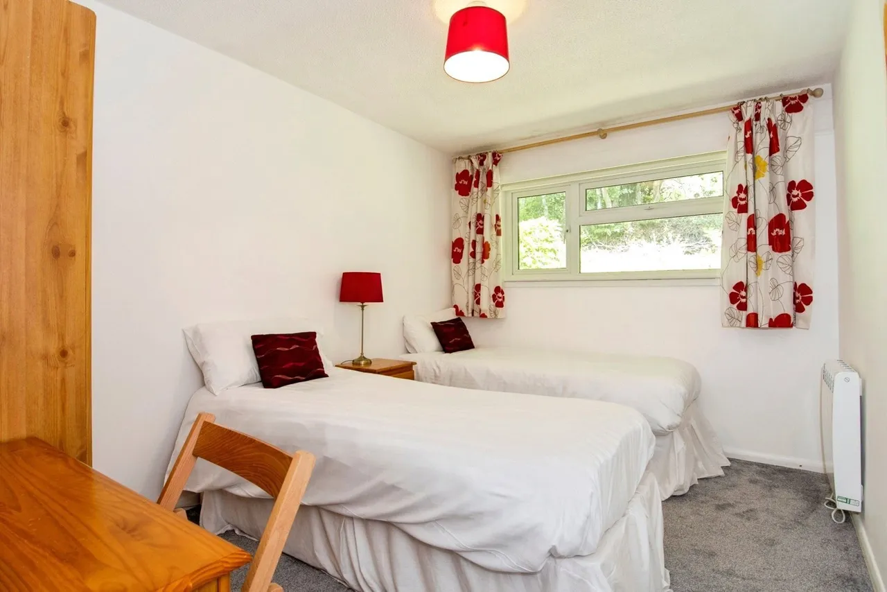 Manorcombe Bungalows, Honicombe Park, PL17, photo 11
