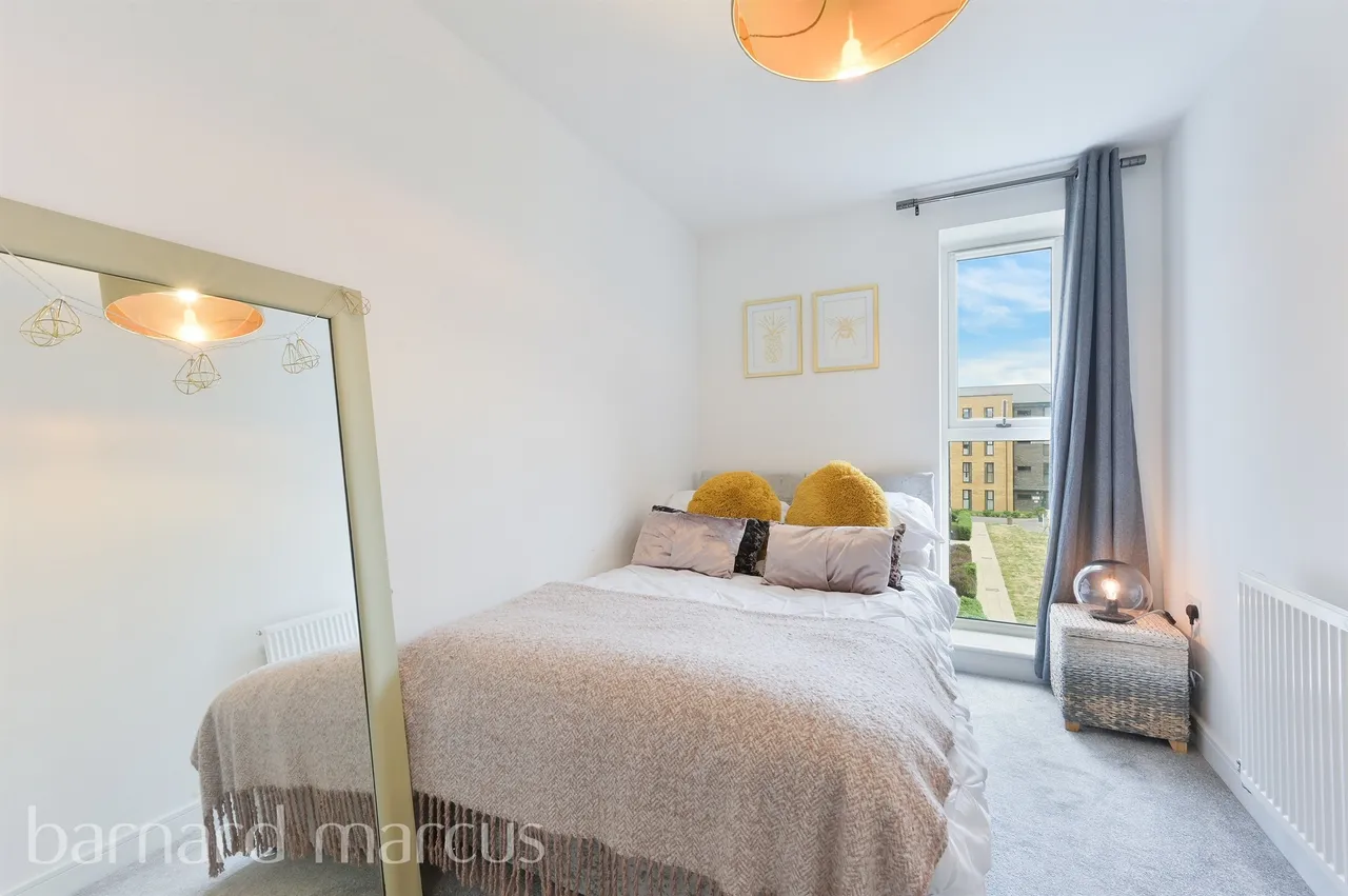 Tala Close, Surbiton, KT6, photo 9