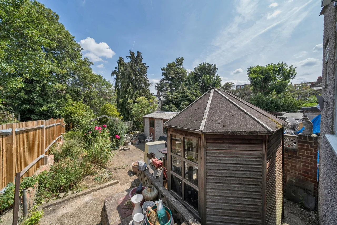 Swingate Lane, SE18, photo 4