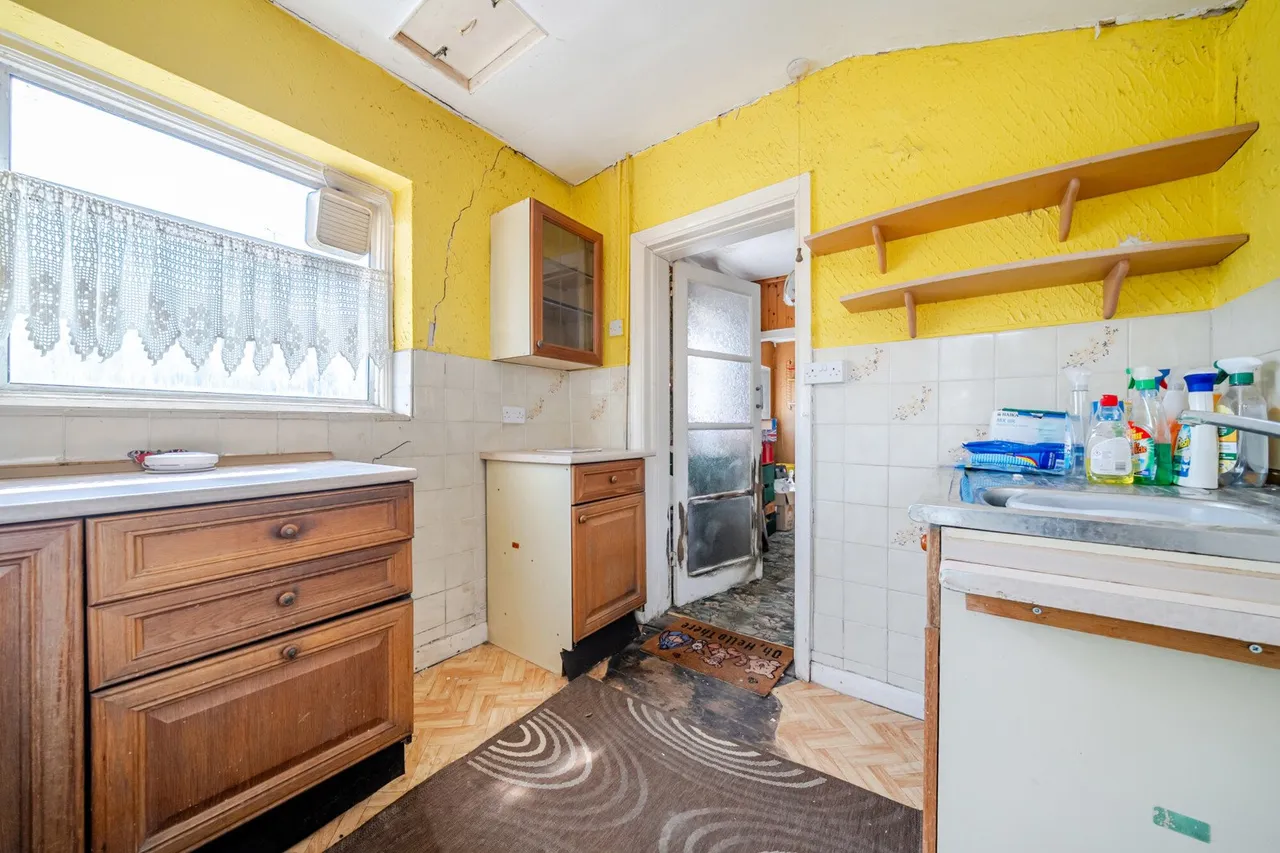Swingate Lane, SE18, photo 15