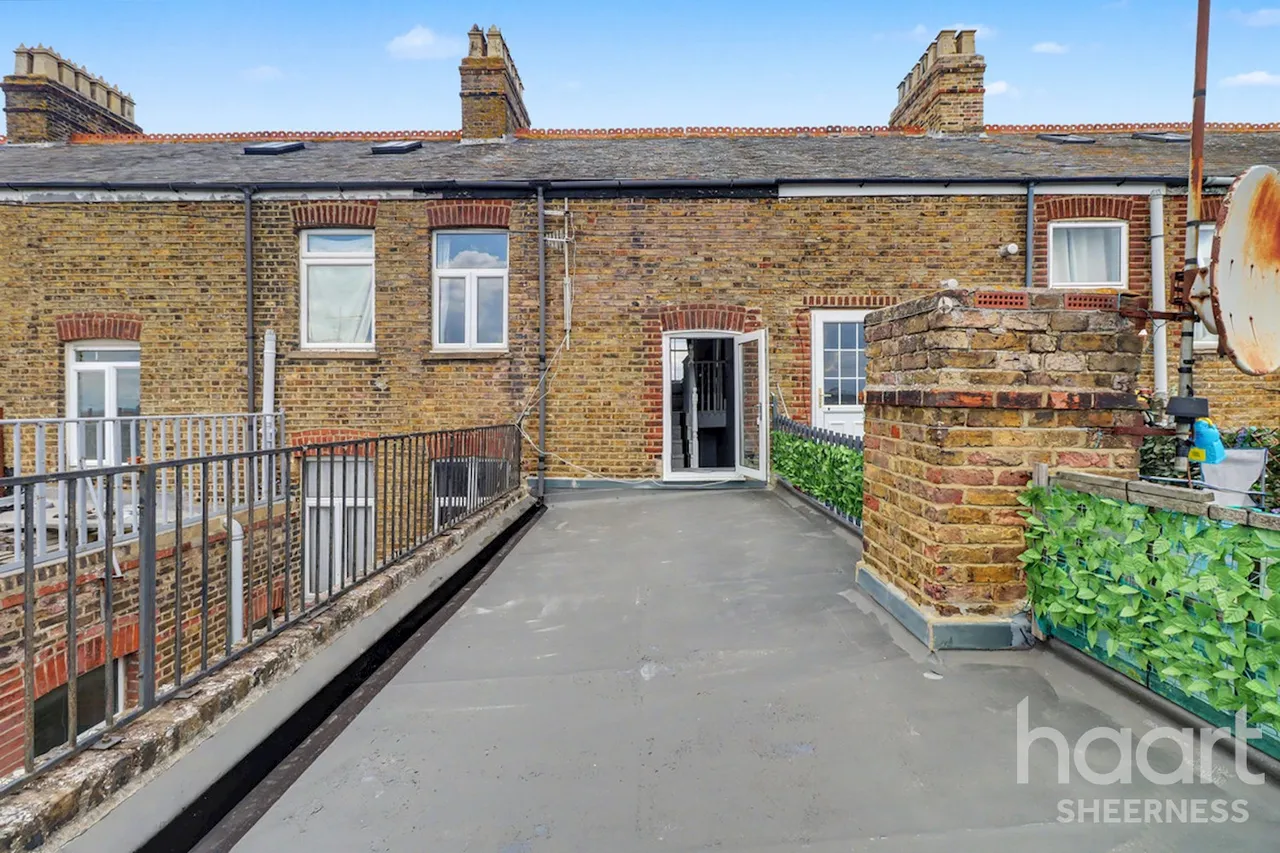 Marine Parade, Sheerness, ME12, photo 10