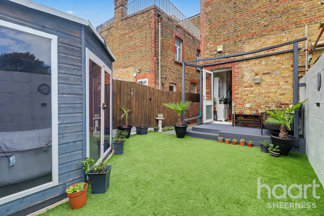Marine Parade, Sheerness, ME12, photo 8