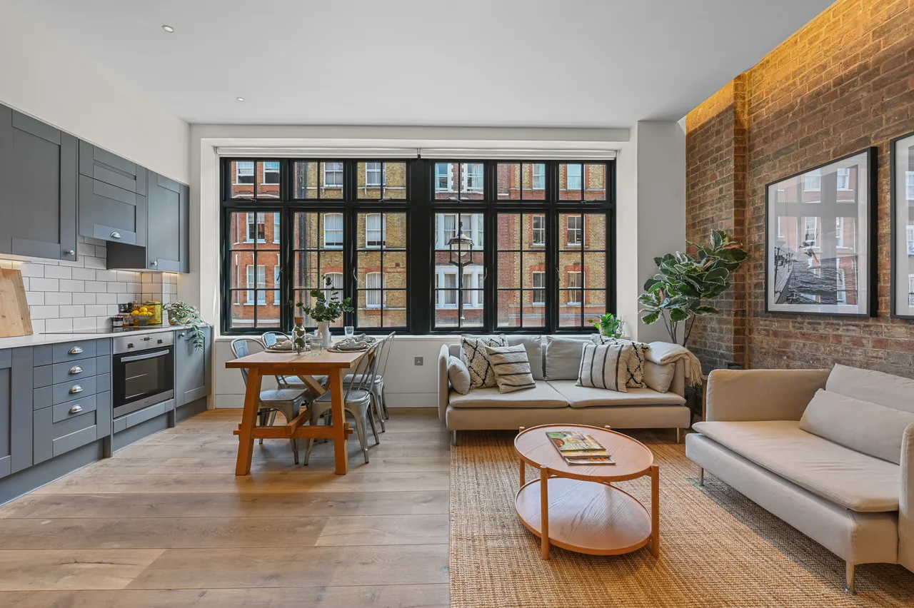 Great Titchfield Street, Fitzrovia, W1W, photo 2