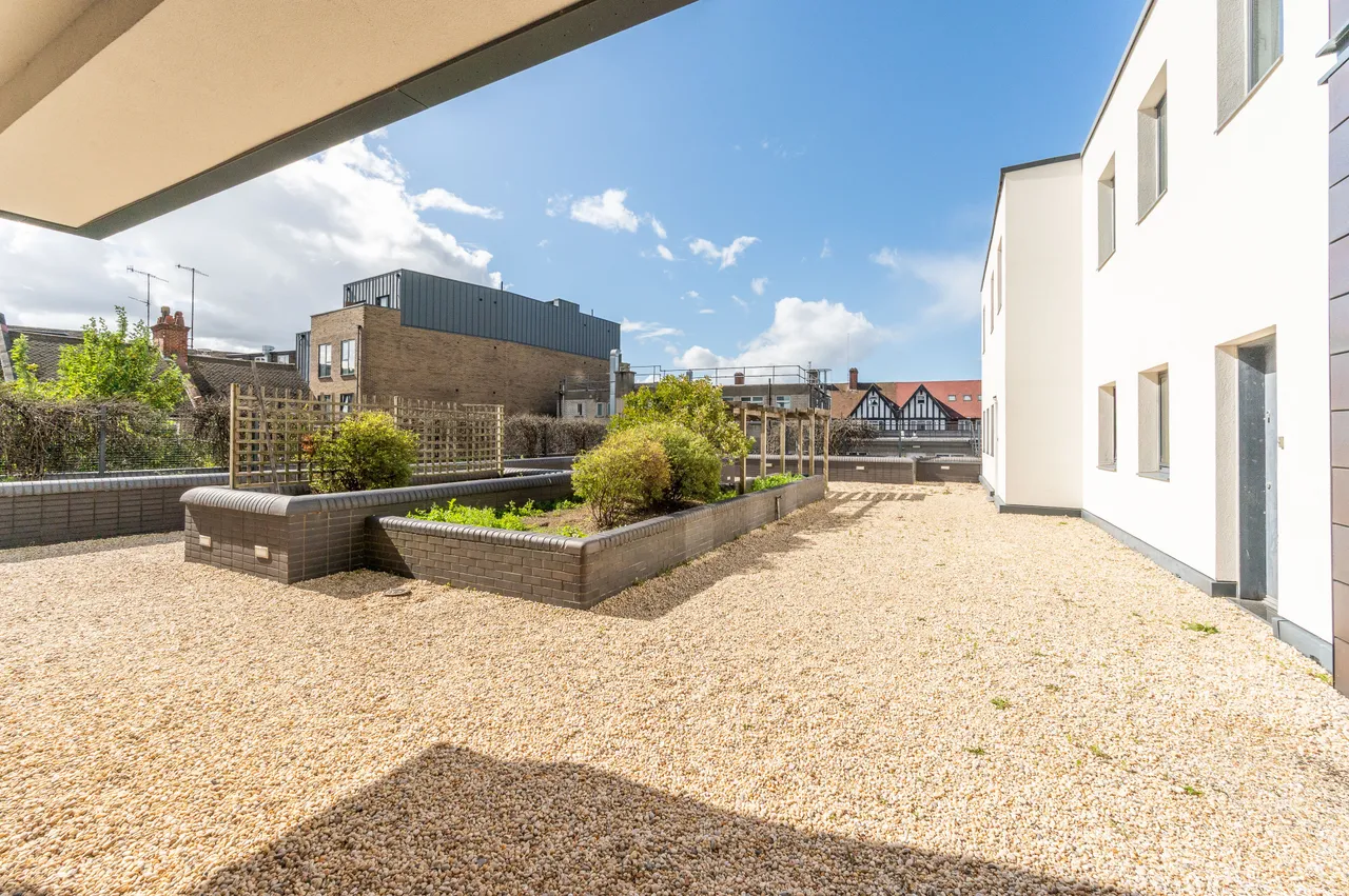 Flat 147, Centrillion Point, 2 Masons Avenue, Croydon, photo 9