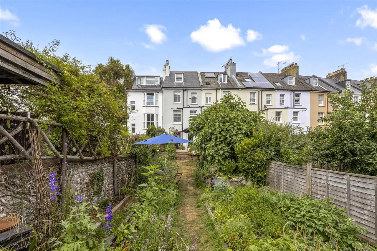 4 bed house for sale — Grange Road, Lewes, BN7 1TS