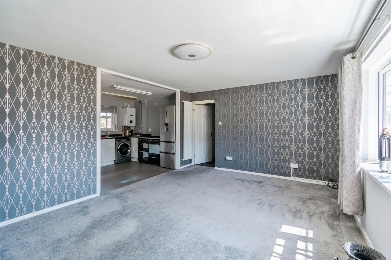 Kirby House, Methuen Way, Corsham, photo 2