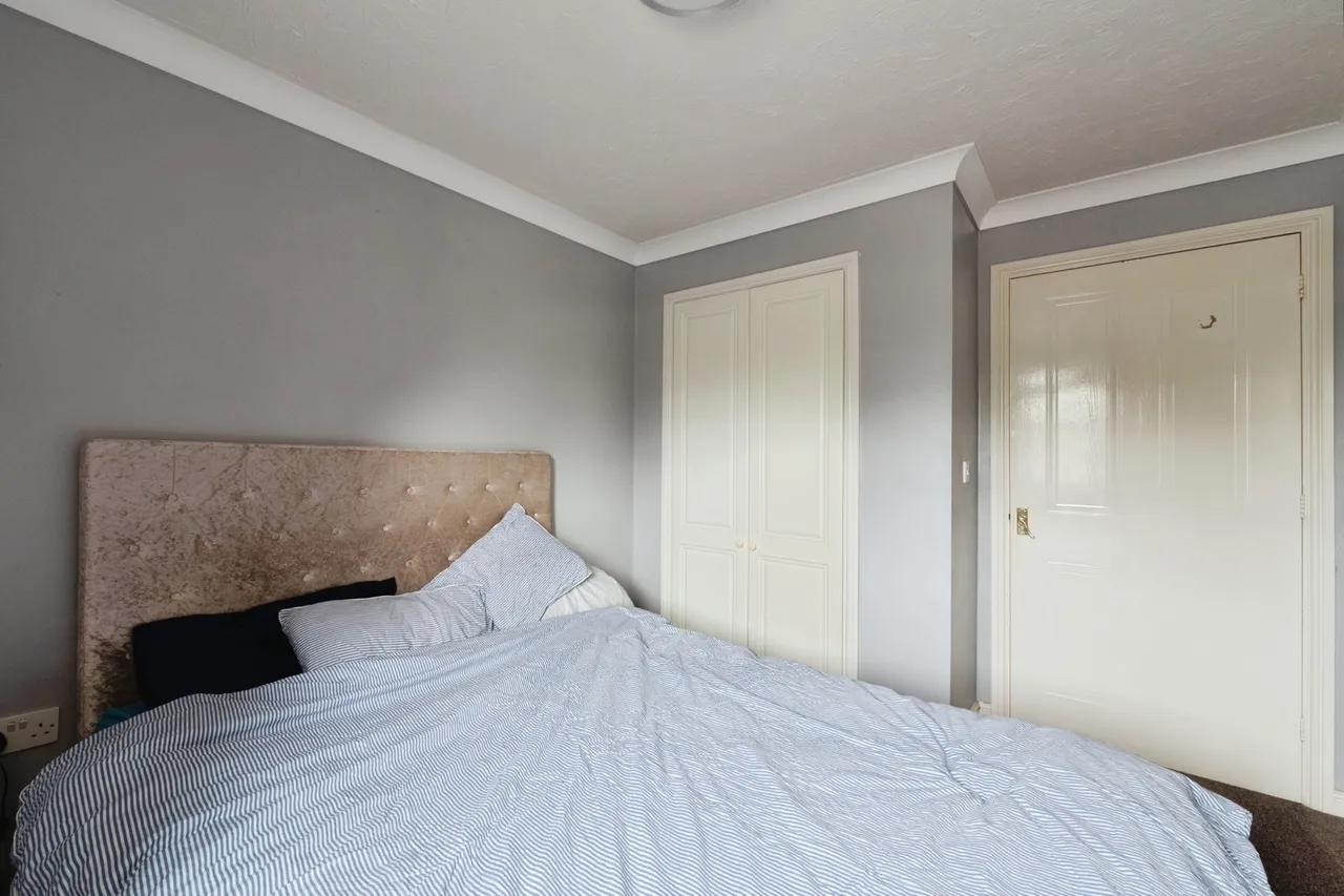Rawlyn Close, Chafford Hundred, Grays, Essex, RM16, photo 5