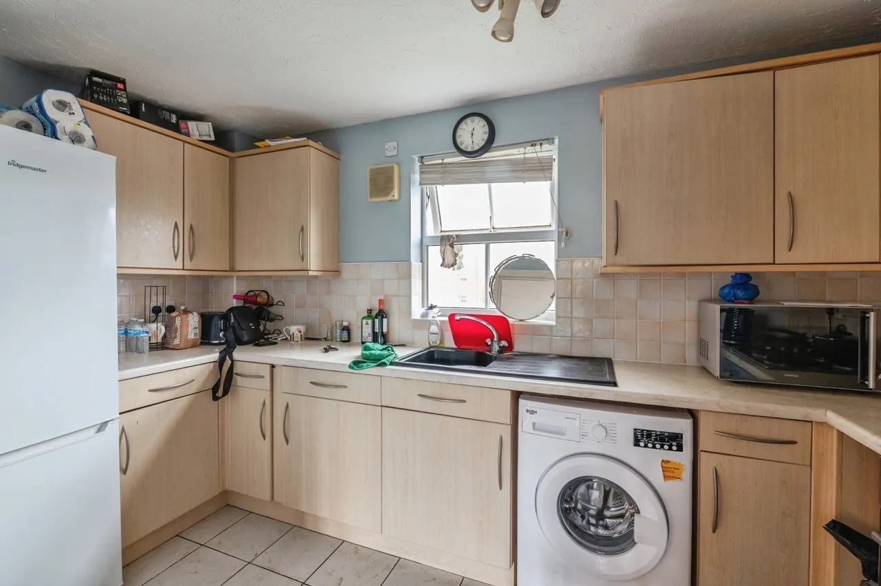 Rawlyn Close, Chafford Hundred, Grays, Essex, RM16, photo 8