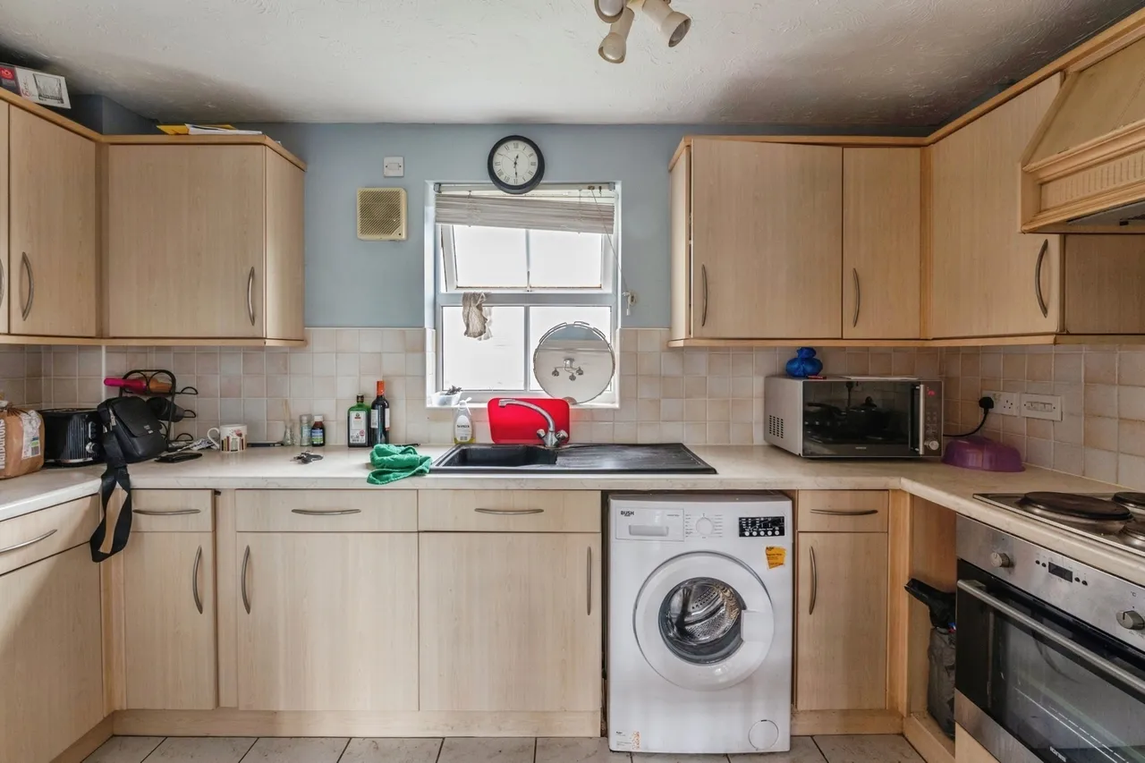 Rawlyn Close, Chafford Hundred, Grays, Essex, RM16, photo 7