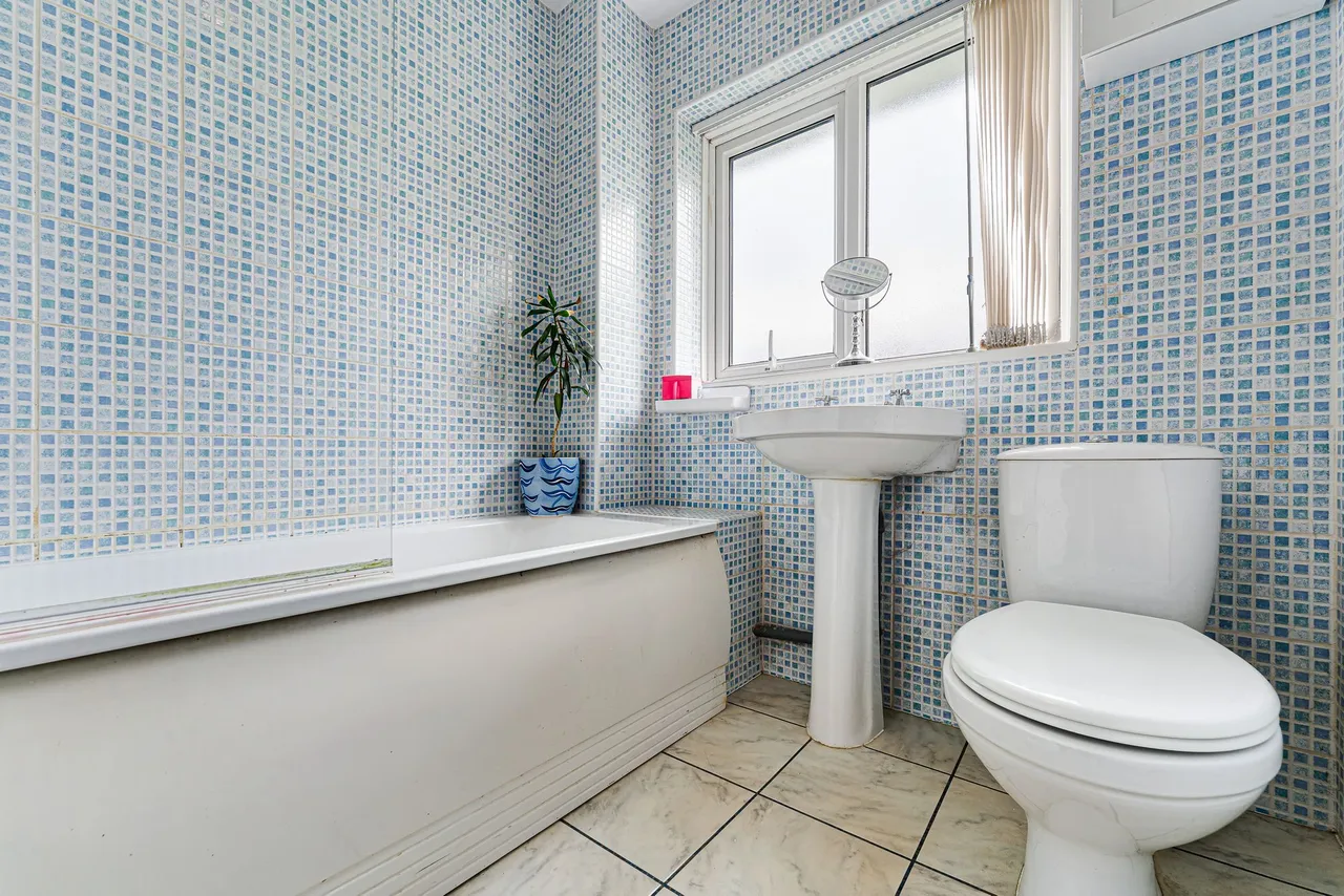 Lincoln Close, Runcorn, WA7 4YX, photo 11
