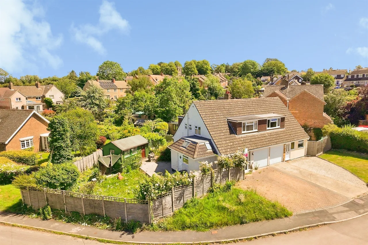 Malthouse Close, Blunsdon, Swindon, photo 4