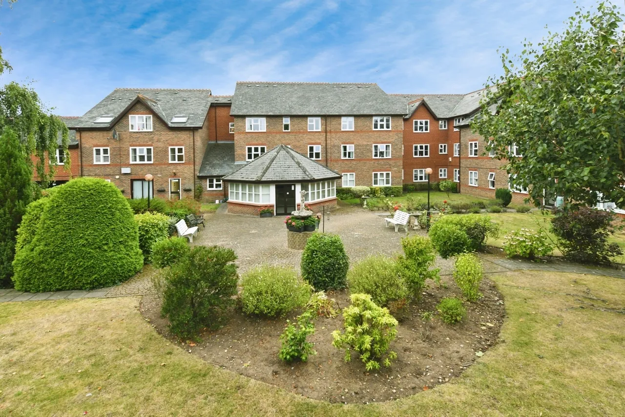 Eastfield Road, BRENTWOOD, Essex, CM14, photo 12