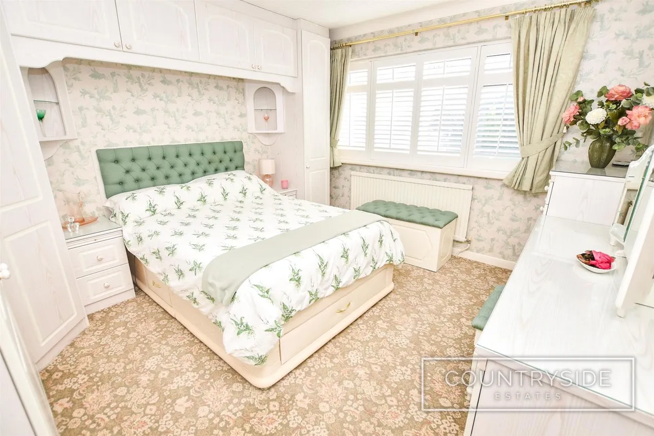 Clifton Way, Benfleet, photo 11