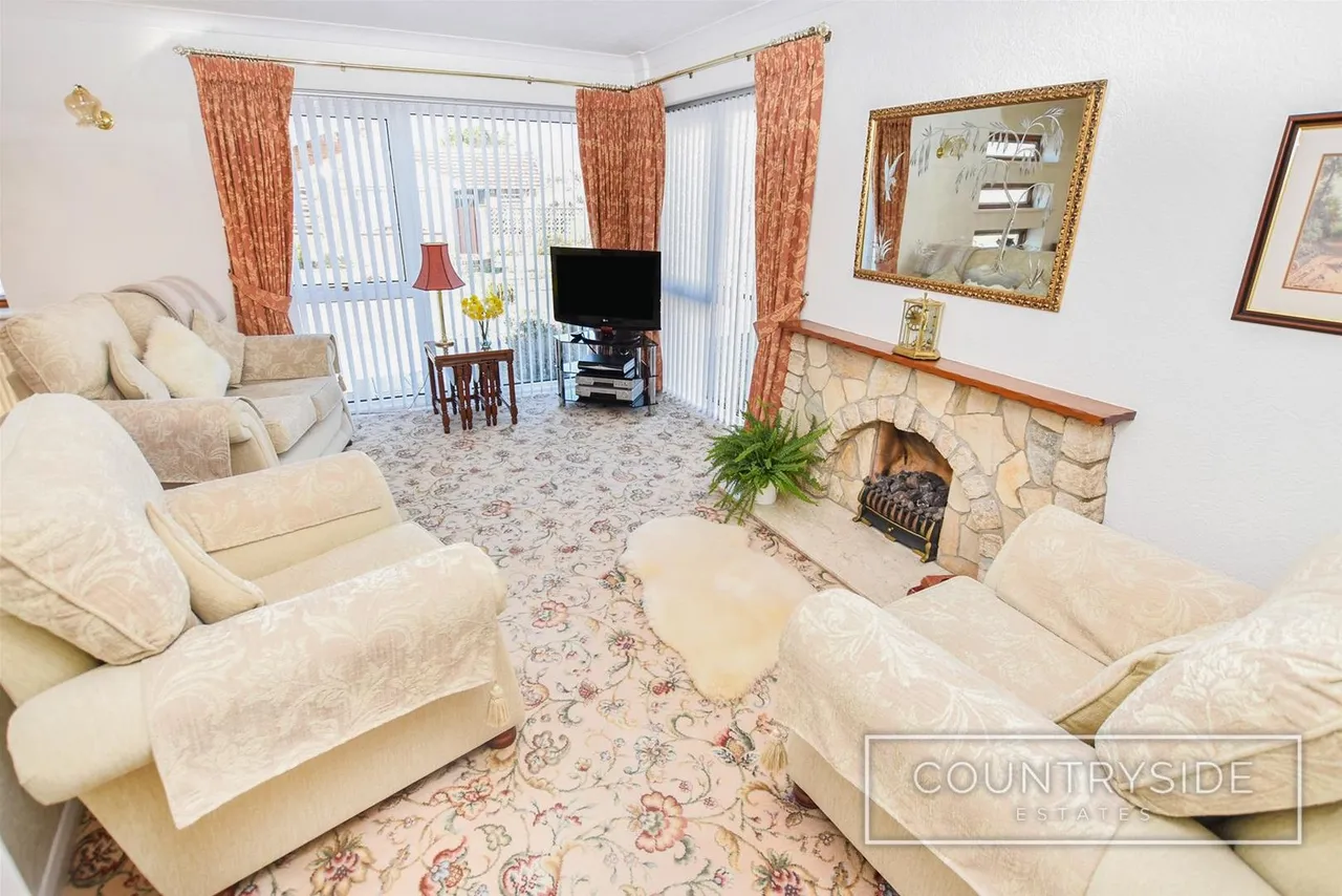 Clifton Way, Benfleet, photo 6