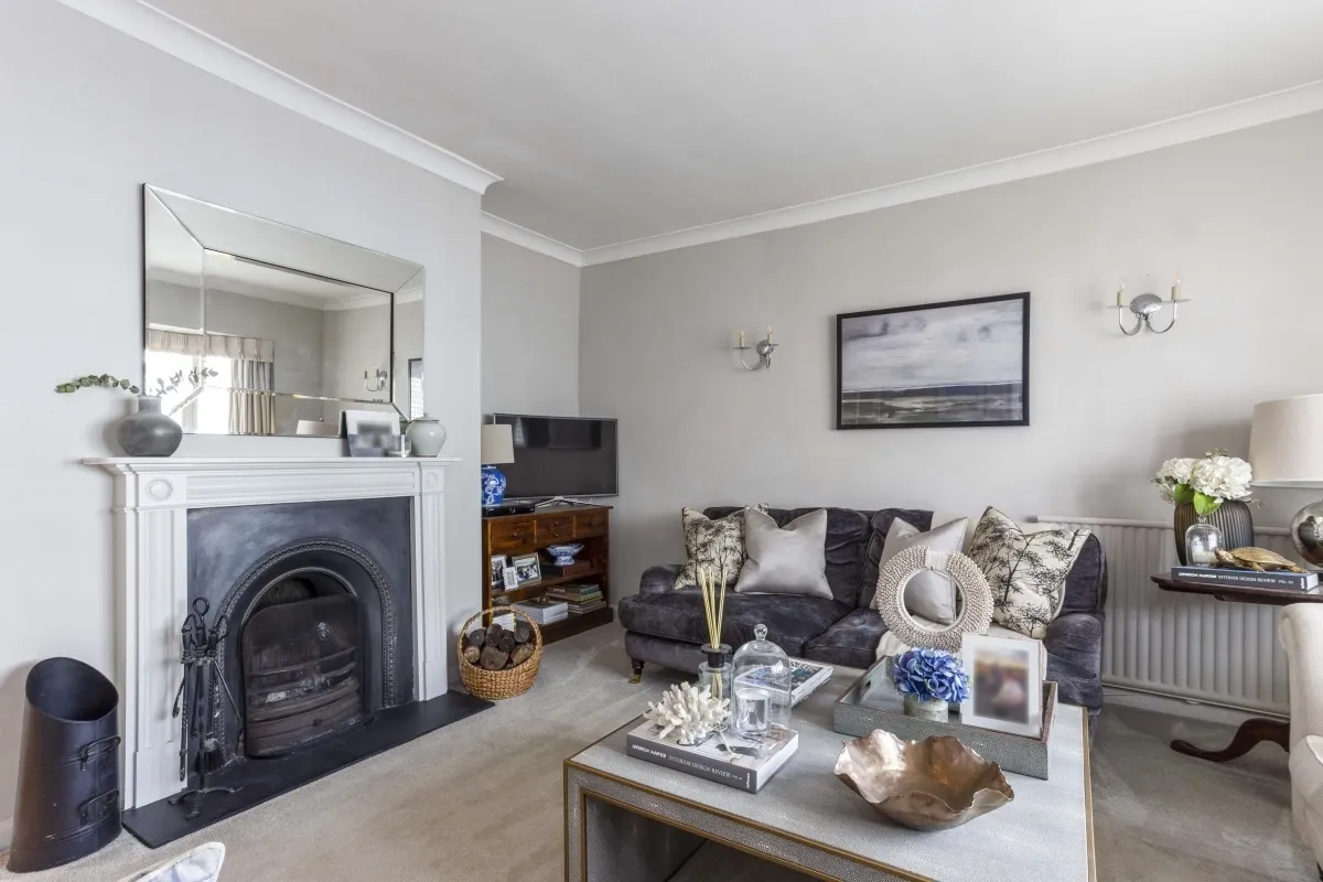 East Street, Alresford, SO24, photo 3