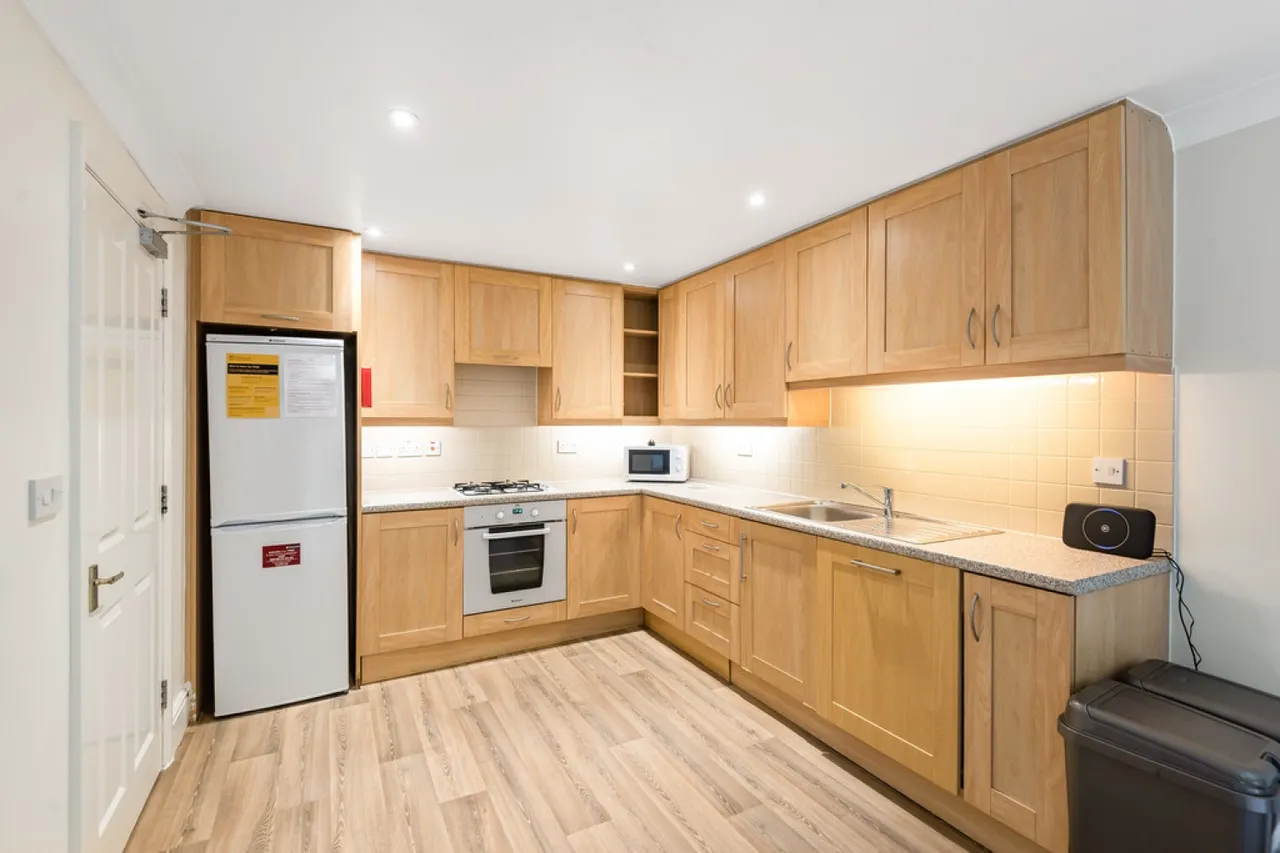 Montgomery Close, Stanmore, Winchester, photo 4