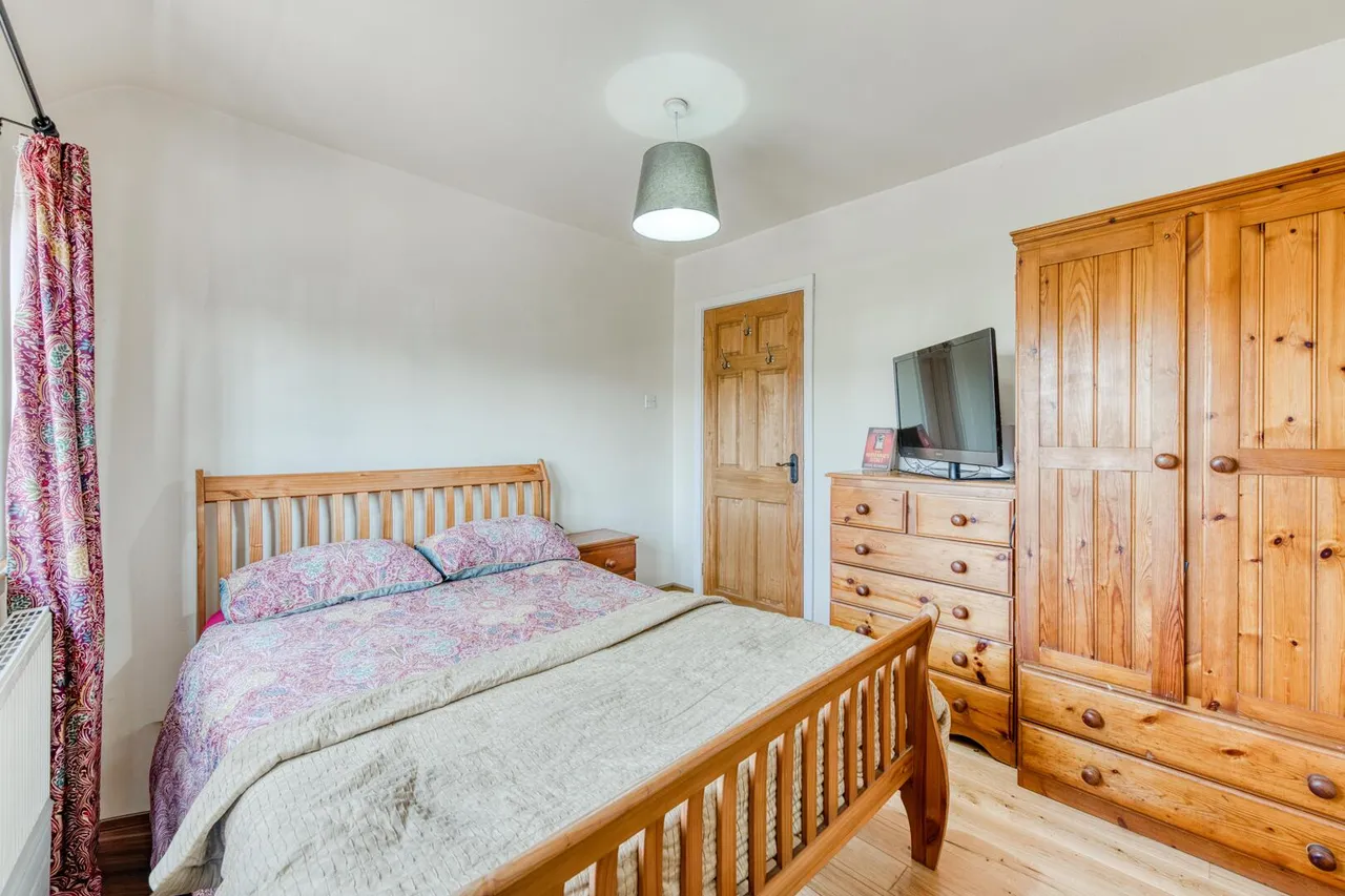 Worcester Road, Hagley, photo 9
