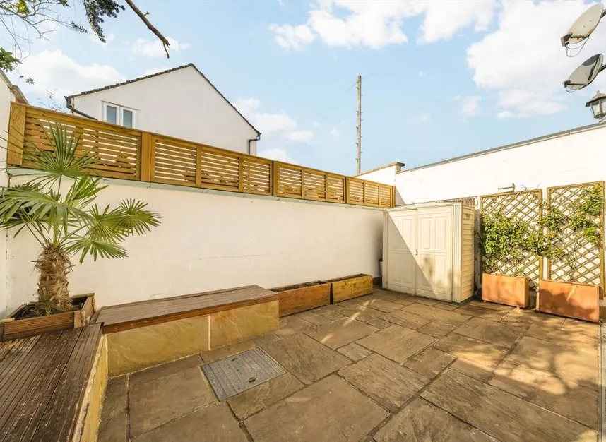 Queens Road, New Southgate, N11, photo 6