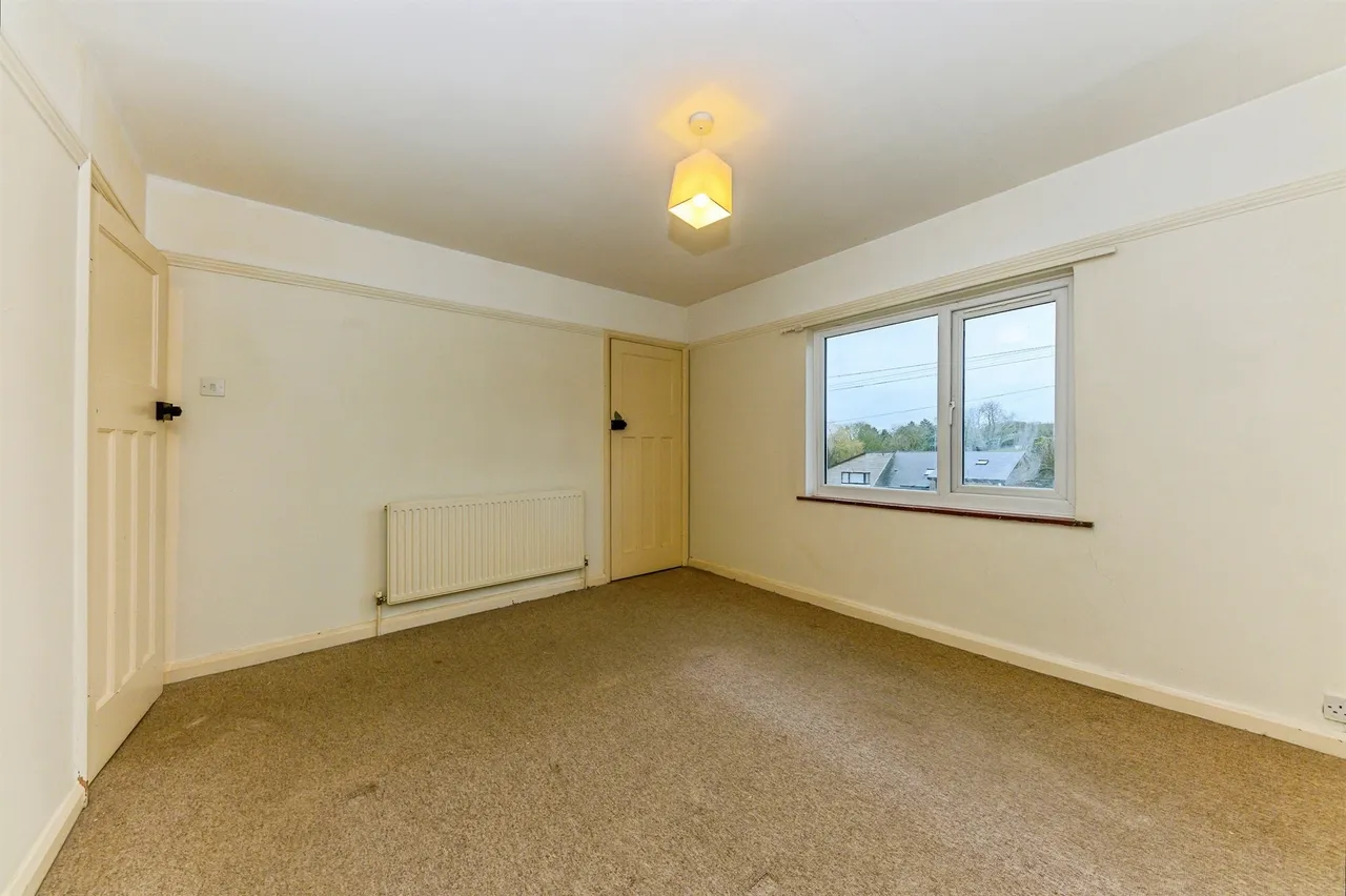 Old Leicester Road, Wansford, PE8, photo 10
