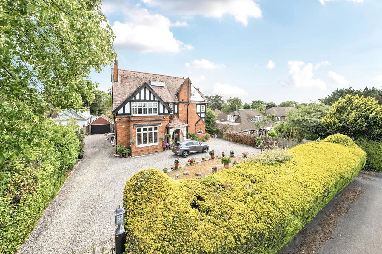 Ducks Hill Road, Northwood, HA6, photo 16