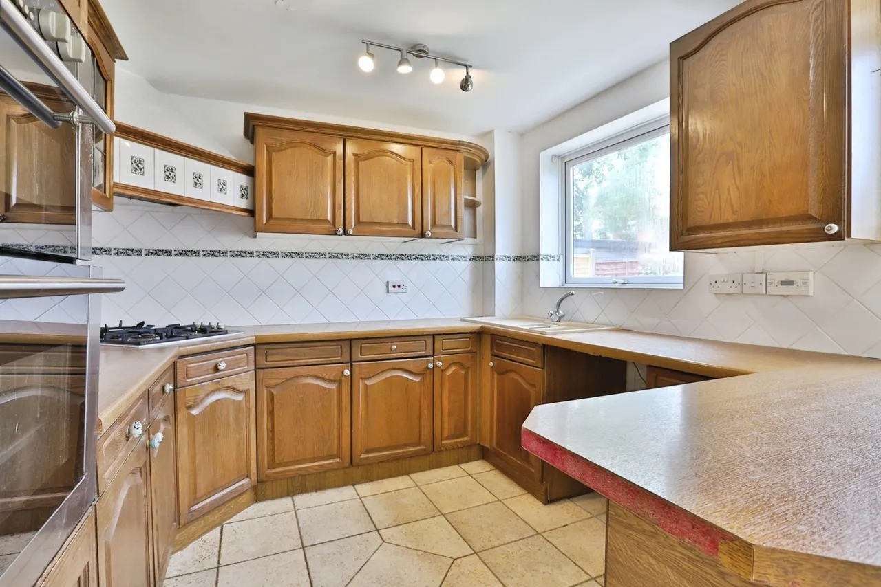 Thorncombe Close, Muscliff, BH9, photo 5