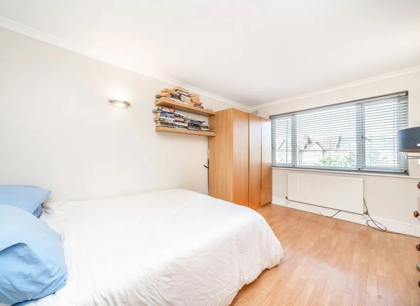 London Road, Isleworth, TW7, photo 4