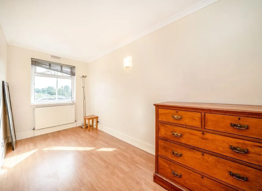 London Road, Isleworth, TW7, photo 5