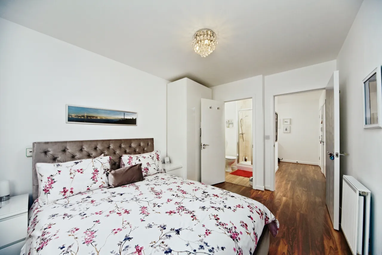 21 Whitestone Way, Croydon, photo 12