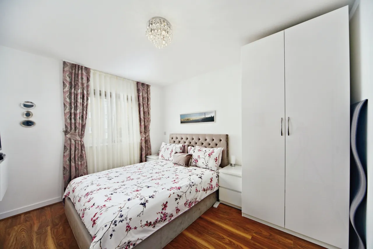 21 Whitestone Way, Croydon, photo 10