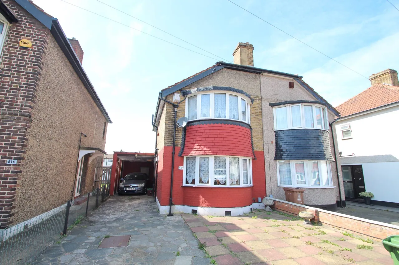 2 bed house for sale — Lyme Road, Welling